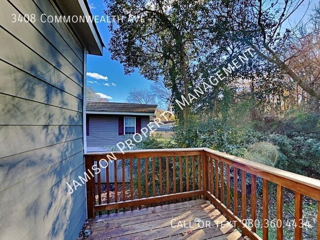 Building Photo - 3408 Commonwealth Ave