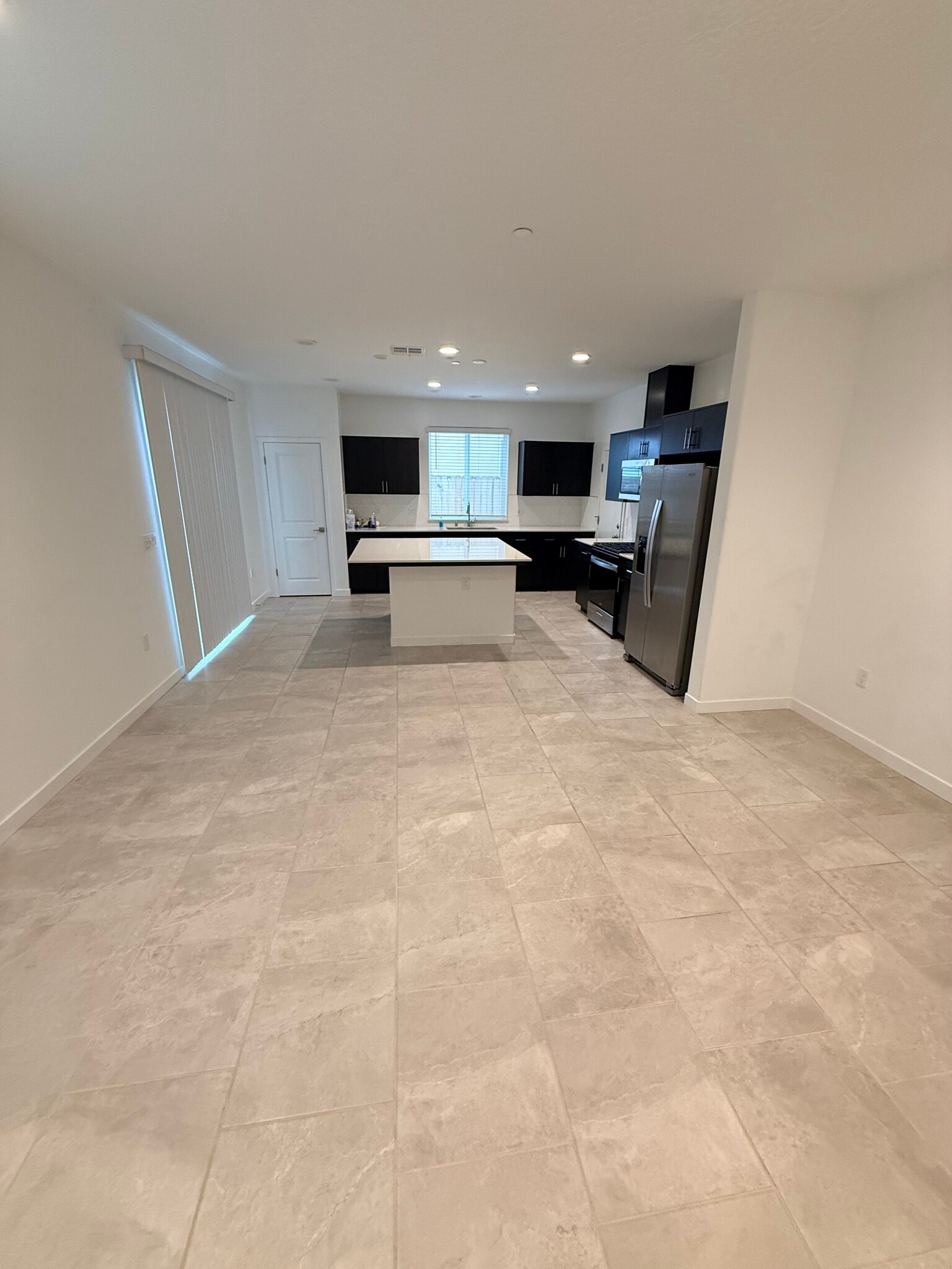 Building Photo - 392 Talus Way S