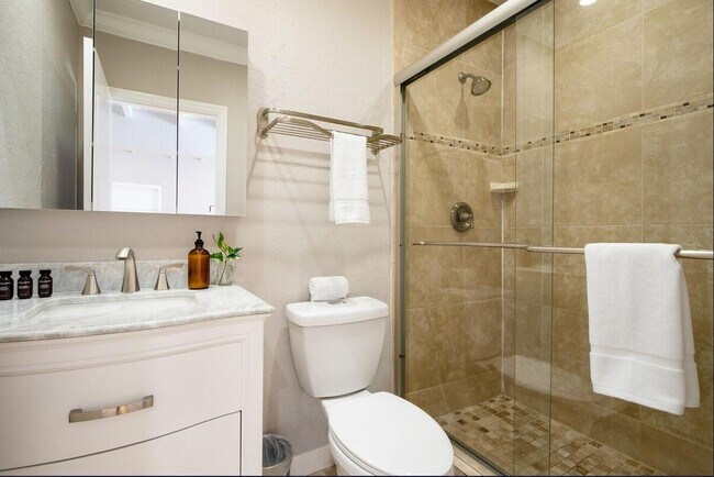 Building Photo - 1501 N Fort Lauderdale Beach Blvd