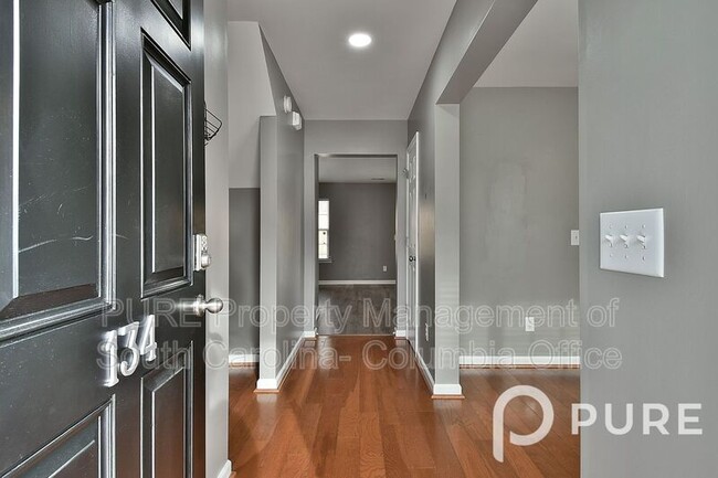 Building Photo - 134 Vermillion Dr