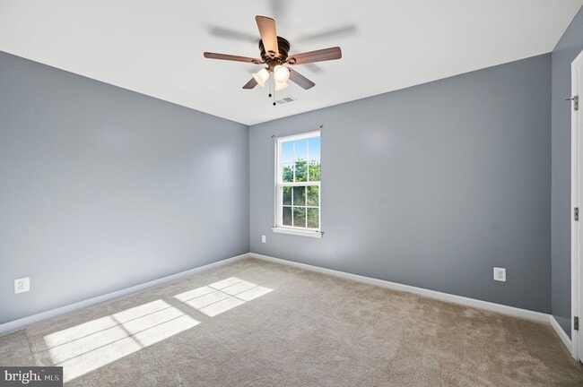 Building Photo - 687 Blossom Tree Rd
