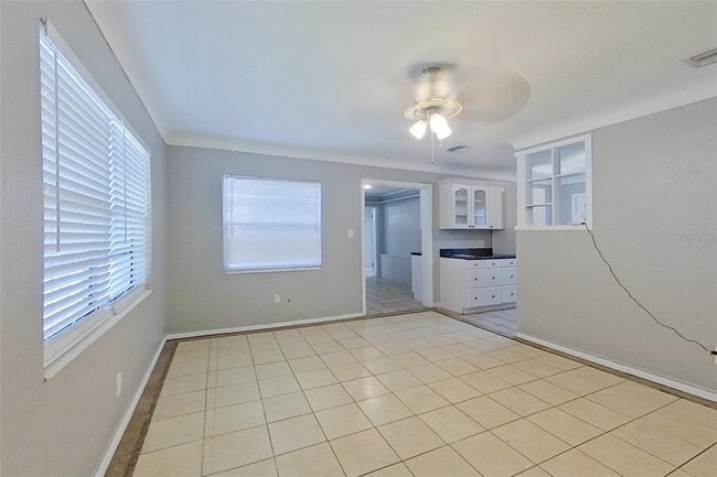 Building Photo - 5140 17th Ave N