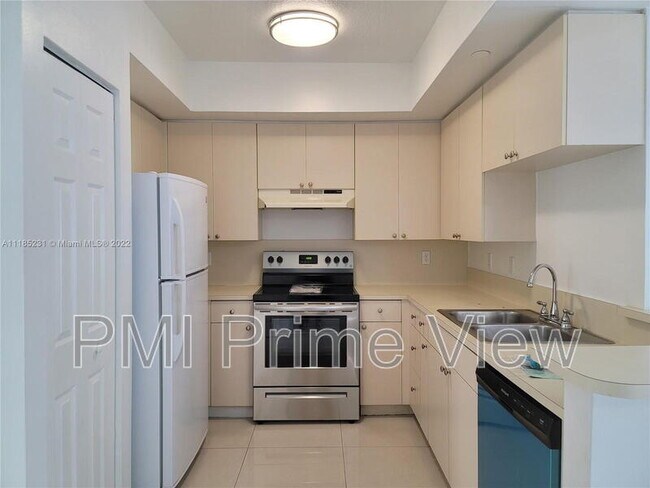 Building Photo - 11060 SW 196th St