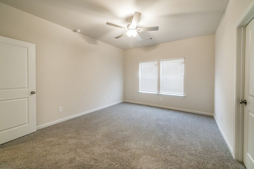 Building Photo - 477 Prescott Wy