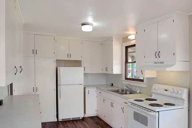 Building Photo - 96-1155 Ohia St. Pahala, HI 96777