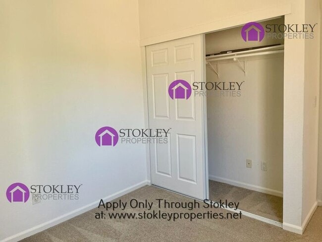 Building Photo - 2038 Lost Lake Pl