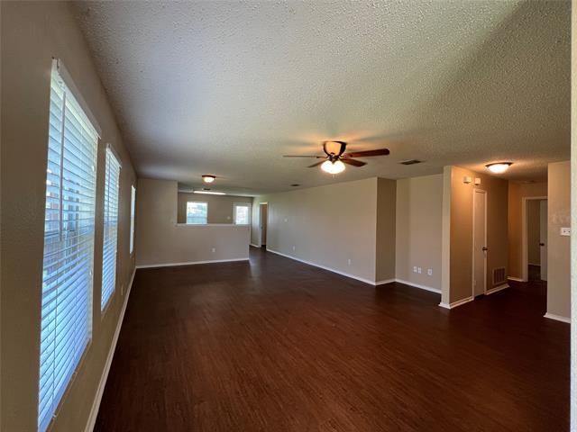 Building Photo - 4888 Parkview Hills Ln