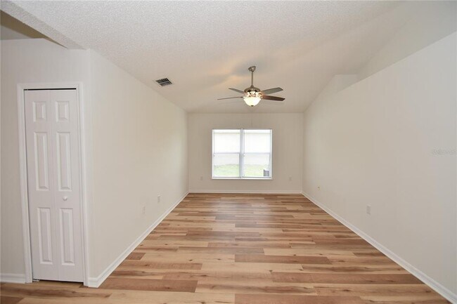 Building Photo - 14 Ryley Ln