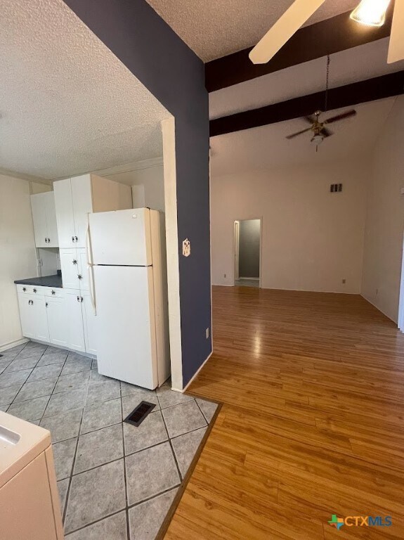 Building Photo - 1415 Glenn Dr