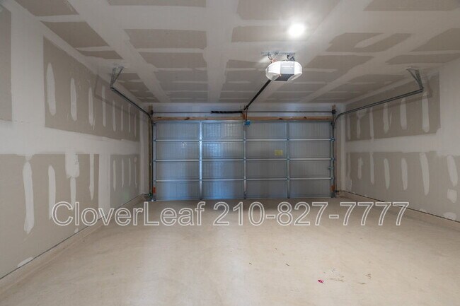 Building Photo - 14018 Piglet Trl