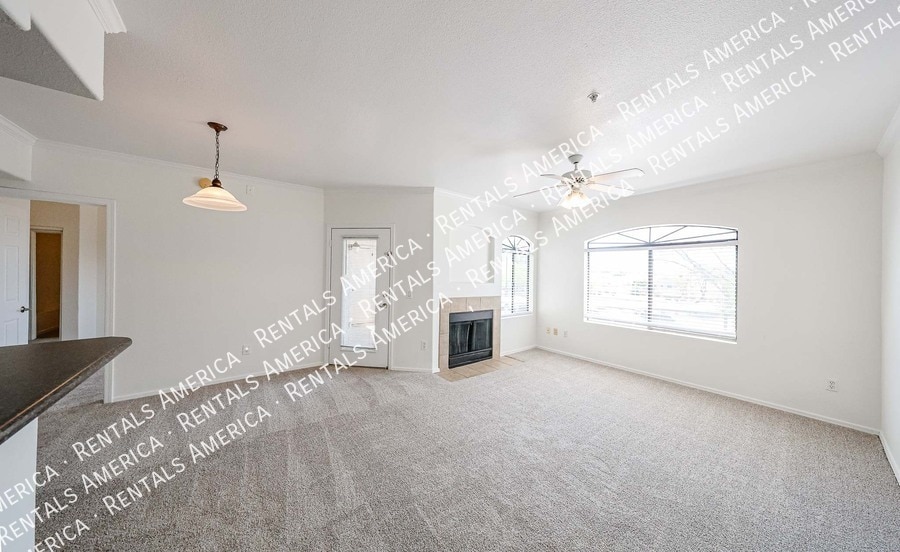 Building Photo - 15095 N Thompson Peak Pkwy