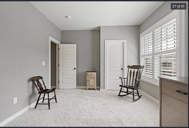 Building Photo - 4784 Arden Wy