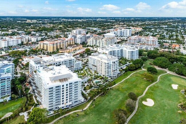 Building Photo - 220 SE Mizner Blvd