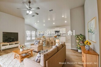 Building Photo - 13407 Ave. R-1(FS)