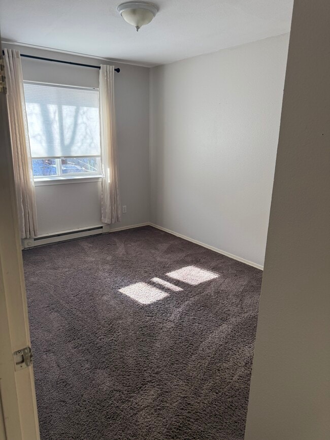 Building Photo - 2951 Richard Dr