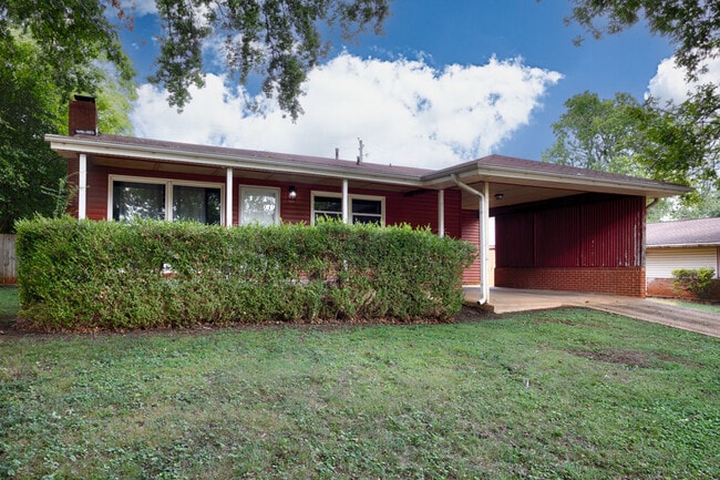 Building Photo - 4210 Toftoy Dr SW