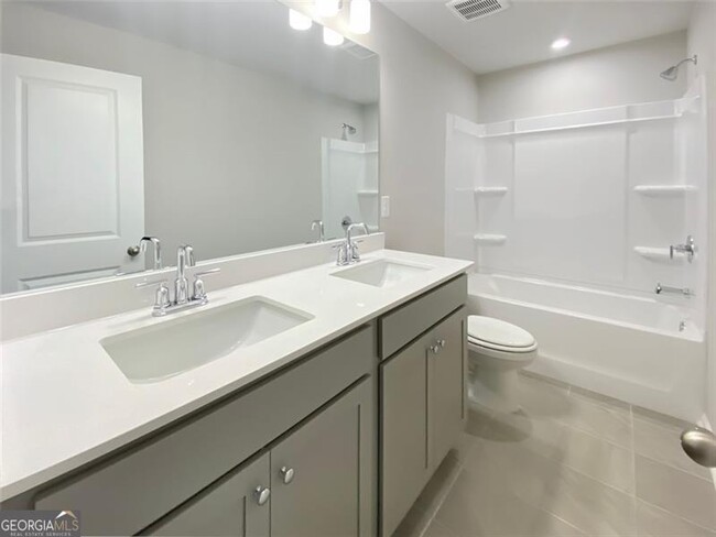 Building Photo - 441 Broadstone Blvd
