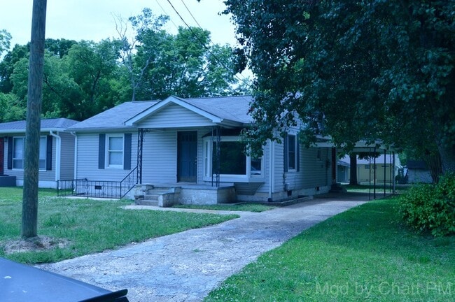 Building Photo - 805 Carden Ave