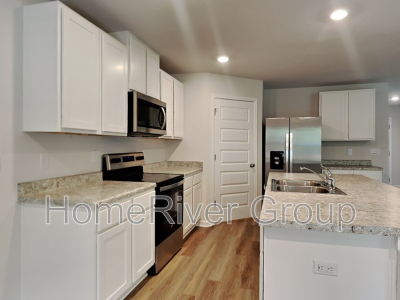 Building Photo - 3059 Heritage Plantation Blvd