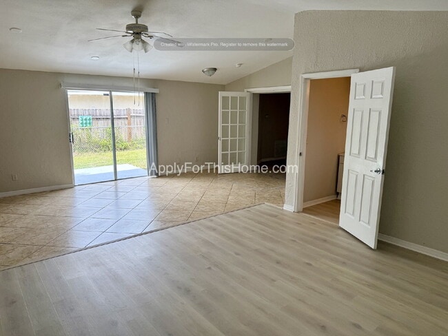 Building Photo - Single Family Home on Cul-De-Sac