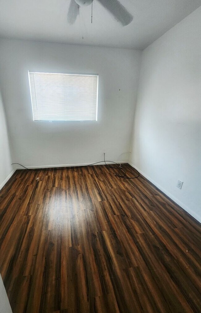 Building Photo - Charming 3-Bedroom Home in Northeast Albuq...