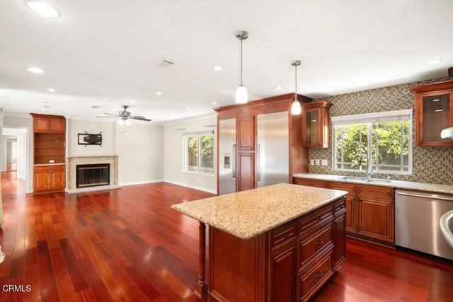 Building Photo - 4841 Crown Ave