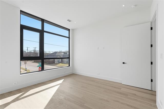 Building Photo - 6803 Tyree St