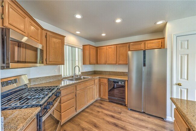Building Photo - 1452 Rothwell Ct
