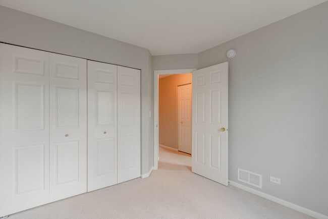 Building Photo - 619 Cary Woods Cir