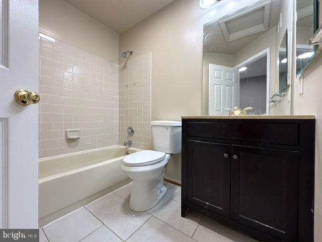 Building Photo - 20527 Lowfield Dr