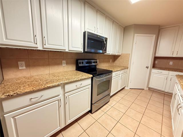 Building Photo - 10155 Summit Run Dr