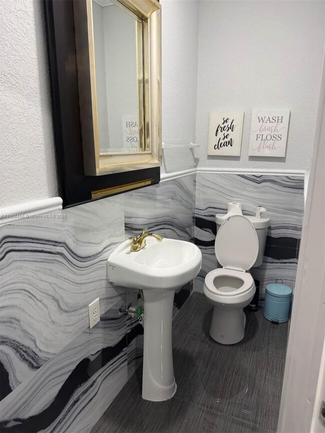 Building Photo - 965 SW 153rd Path