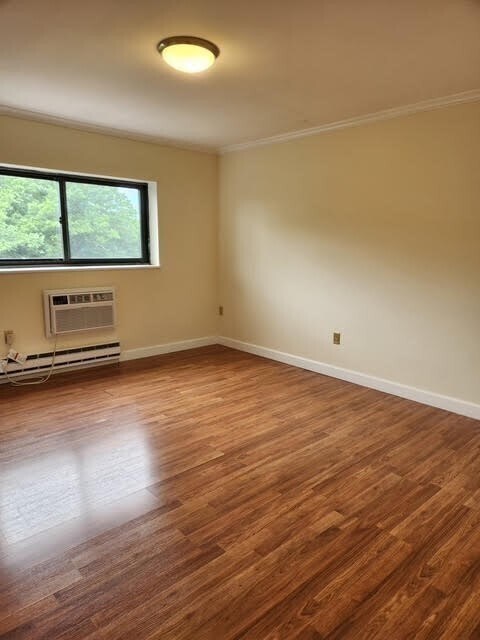 Building Photo - 1321 Worcester Rd