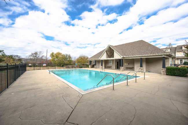 Building Photo - 138 Stonecrest Dr