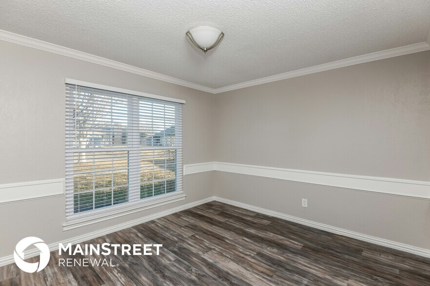 Building Photo - 3813 Clear Brook Cir