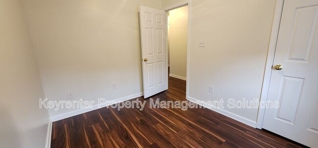 Building Photo - 1516 C St