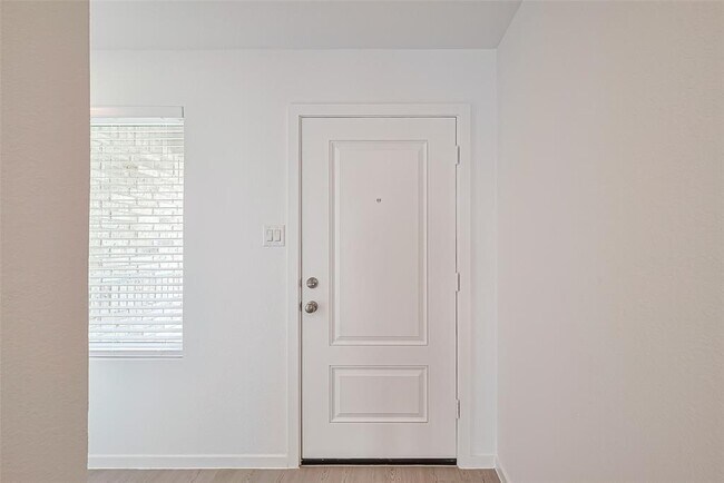 Building Photo - 6814 Lilac Vine Ln