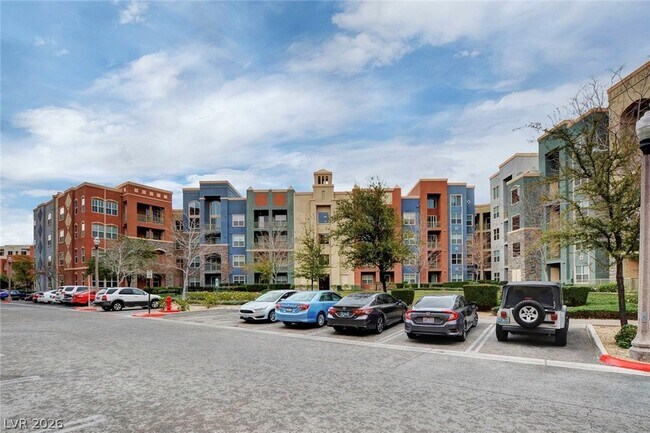 Building Photo - 62 E Serene Ave