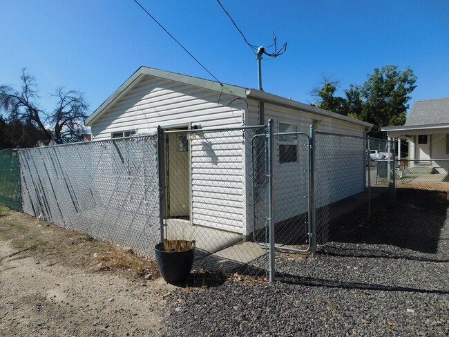 Primary Photo - 1304 North 16th Street