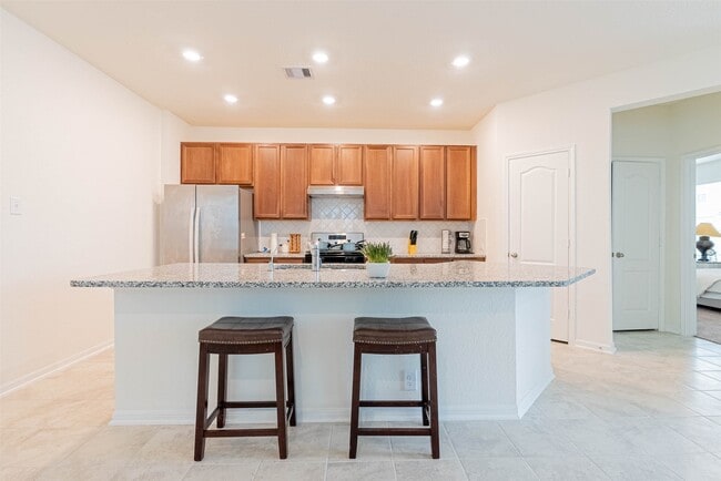 Building Photo - 2114 Damasi Ln