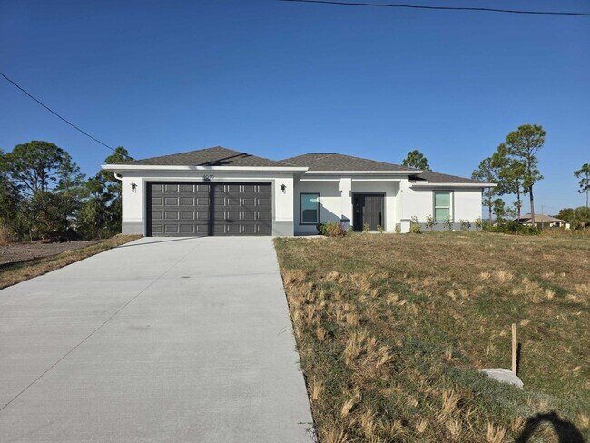 Primary Photo - 4010 Ne-23 Pl