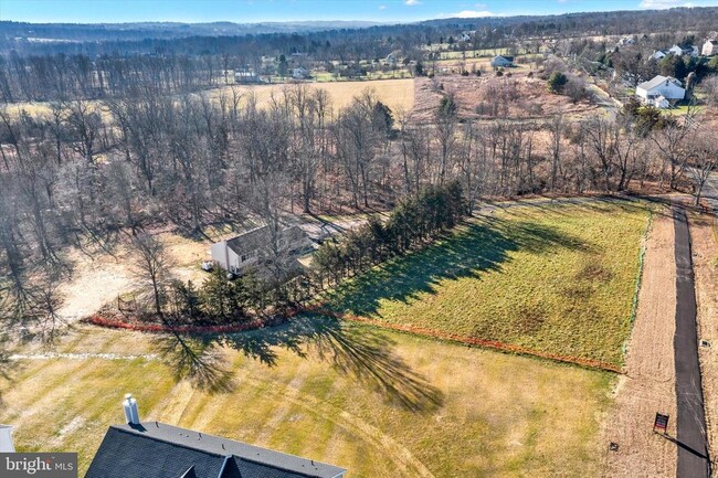 Building Photo - 5400 Curly Hill Rd