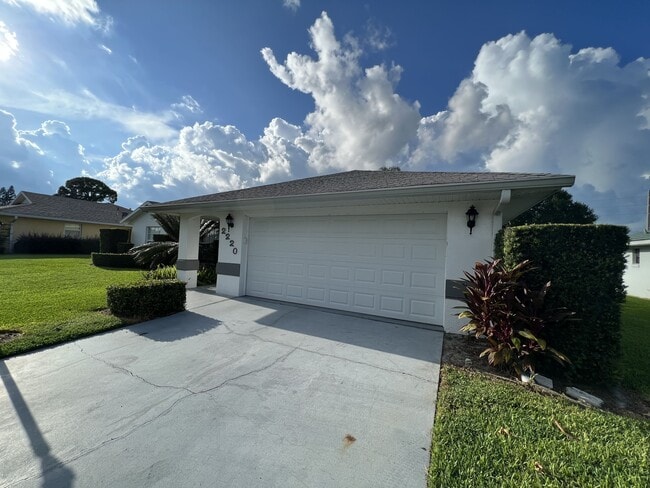 2 Car Garage - 2220 Jackson Heights Dr