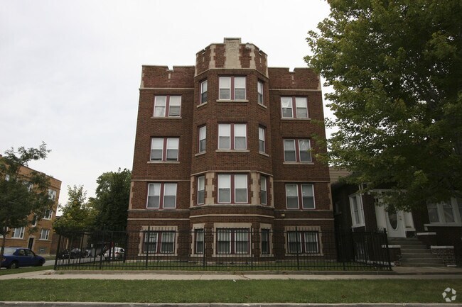 Building Photo - 1415 W 80th