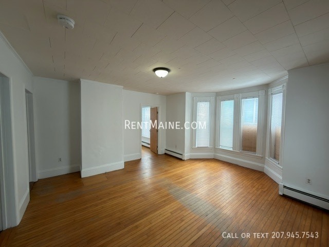 Building Photo - 116 Elm St