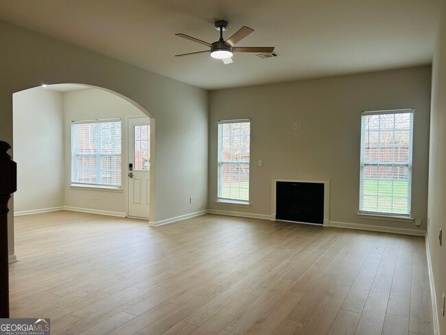 Building Photo - 11 Rockcress Ct