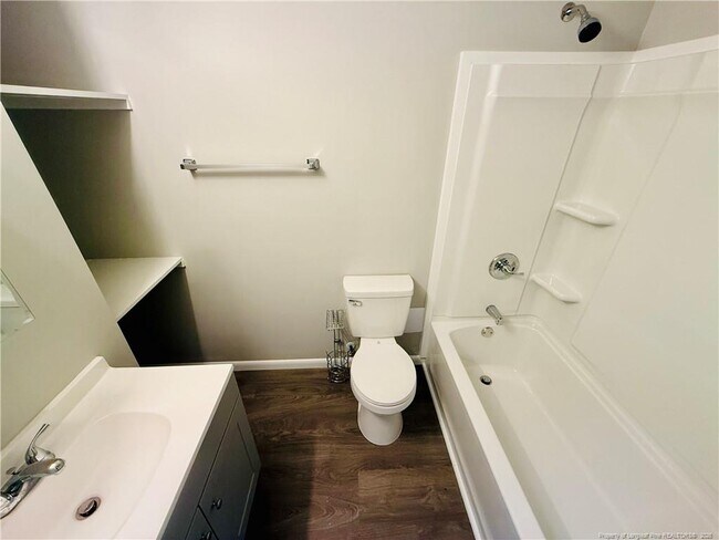 Building Photo - 4730 Rosehill Rd