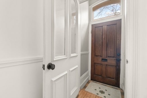 Building Photo - 104 W 3rd St