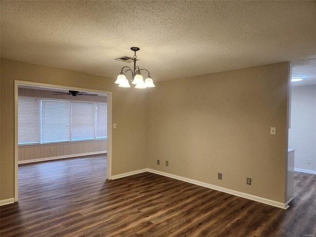 Building Photo - 278 Teri Ln