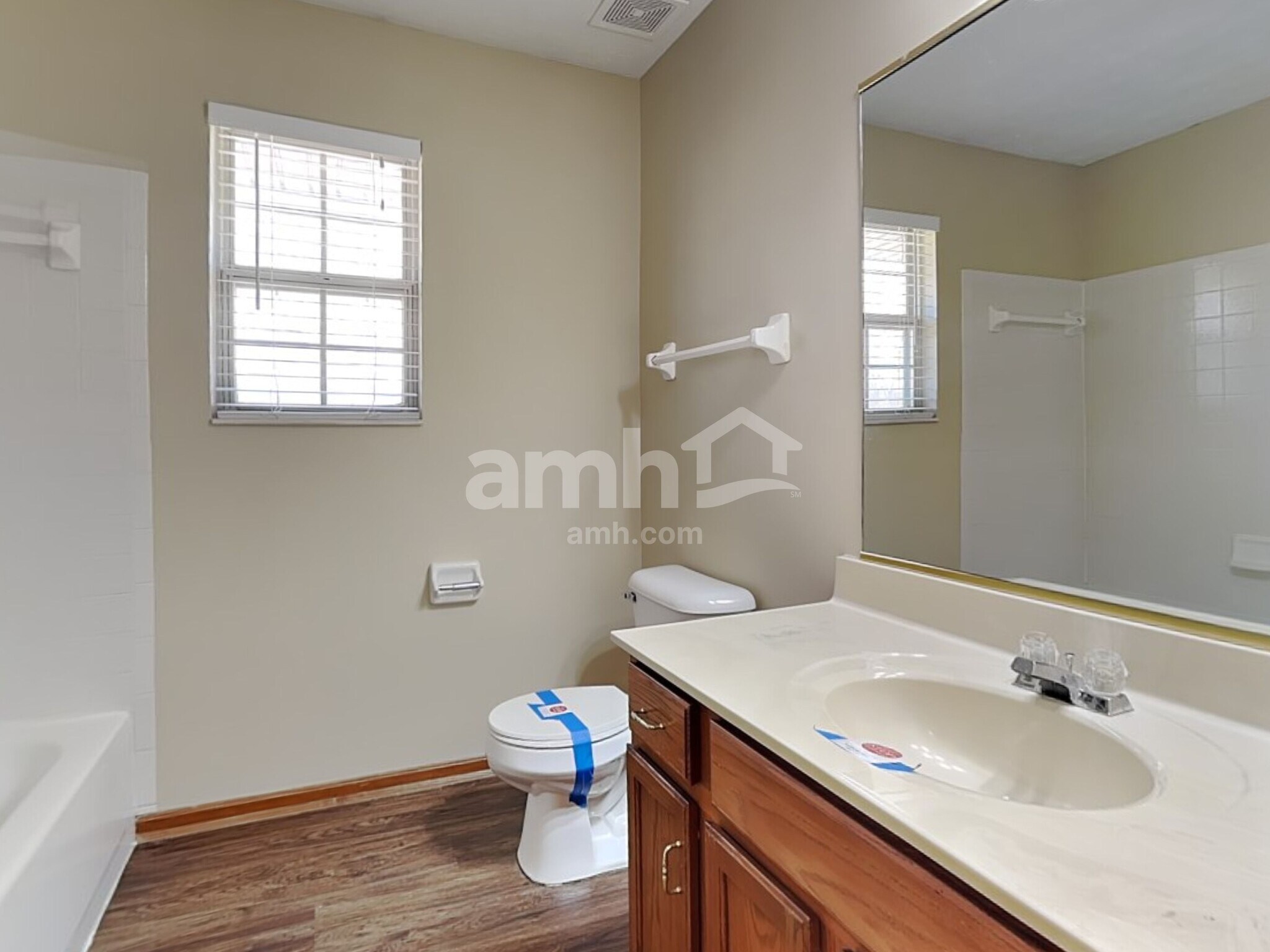 Building Photo - 6471 Willow Bend Dr